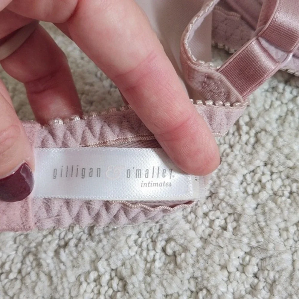 Pink Lace Trim Unlined‎ Underwire Bra Size 42D